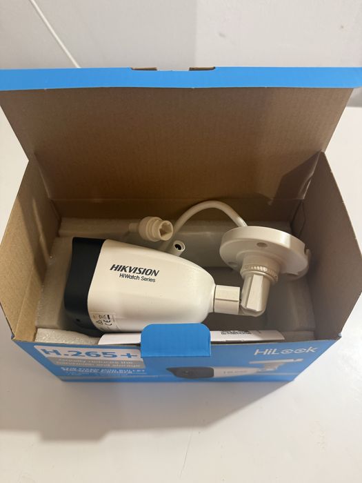 Комплект Hikvision видеонаблюдение – NVR + 5 IP камери (4× HiLook + 1× Hikvision 4MP)