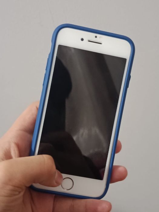 Apple iPhone 7. 32 gb