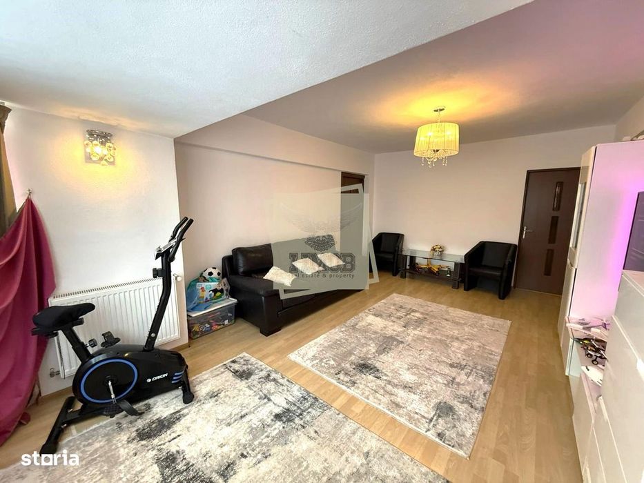 Apartament mobilat 68 mpu 3 camere 2 bai si pivnita in Turnisor — fotografia 3