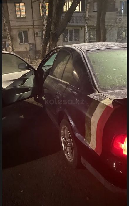 Автомобиль Mitsubishi Galant 2003