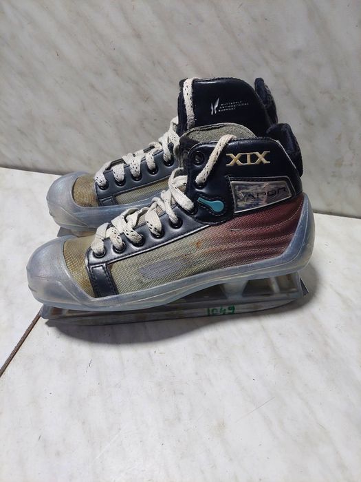 Patine 1049 hochei hochey portar Bauer  marime 39-40 (25  cm)