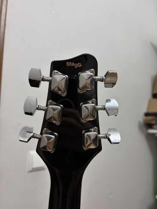 Электроакустическая гитара Stagg SA20DCE BLK