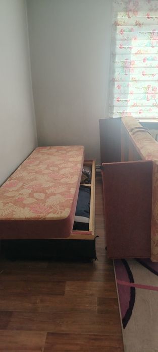 Уголок продаётся