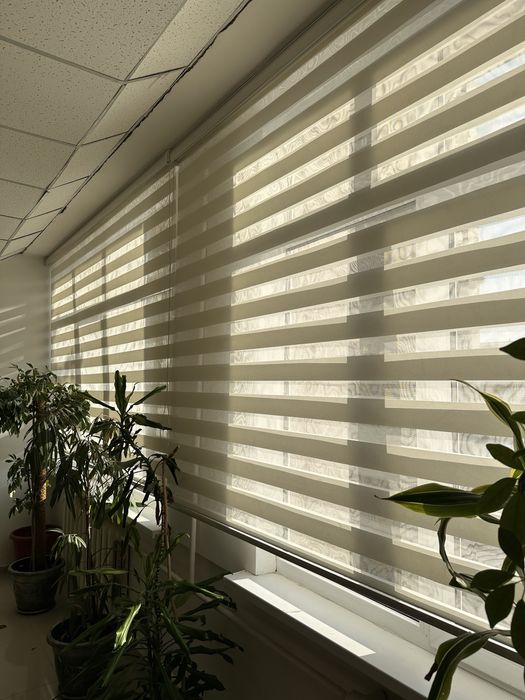 Ролл-шторы жалюзи москитные сетки