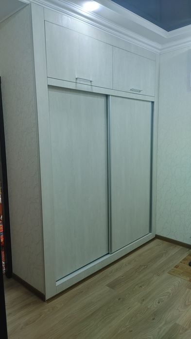 Шахар марказида 3 хоналик евроремонт квартира сотилади узимизни уй