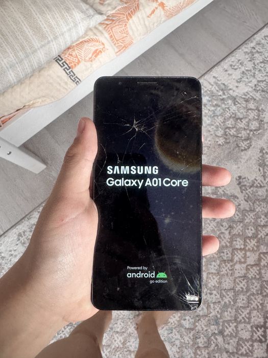 Samsung Galaxy A01 Core (разбит экран, в остальном ок)