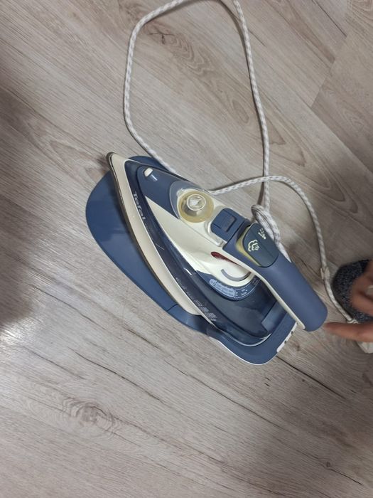 Утюг Tefal FV9915E0 голубой