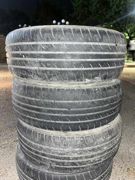 Шины Фарроад 215/60/16 срочно