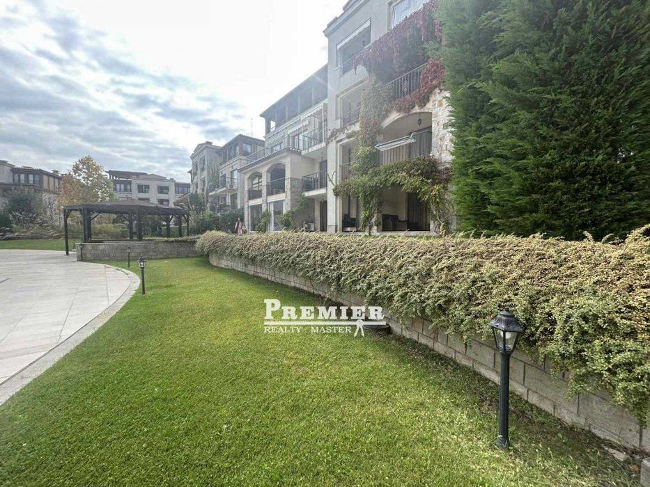 Продава се Двустаен апартамент в Созопол - 64 кв.м за 1641 €/кв.м - Снимка #4