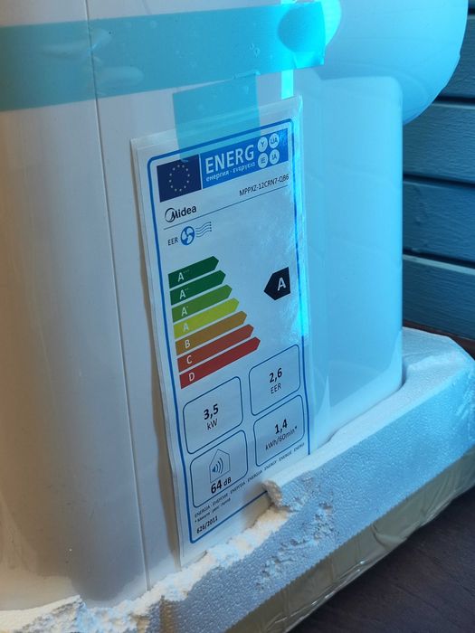 MIDEA Penguin 3-в-1 мобилен климатик 12000 BTU + обезвлажнител