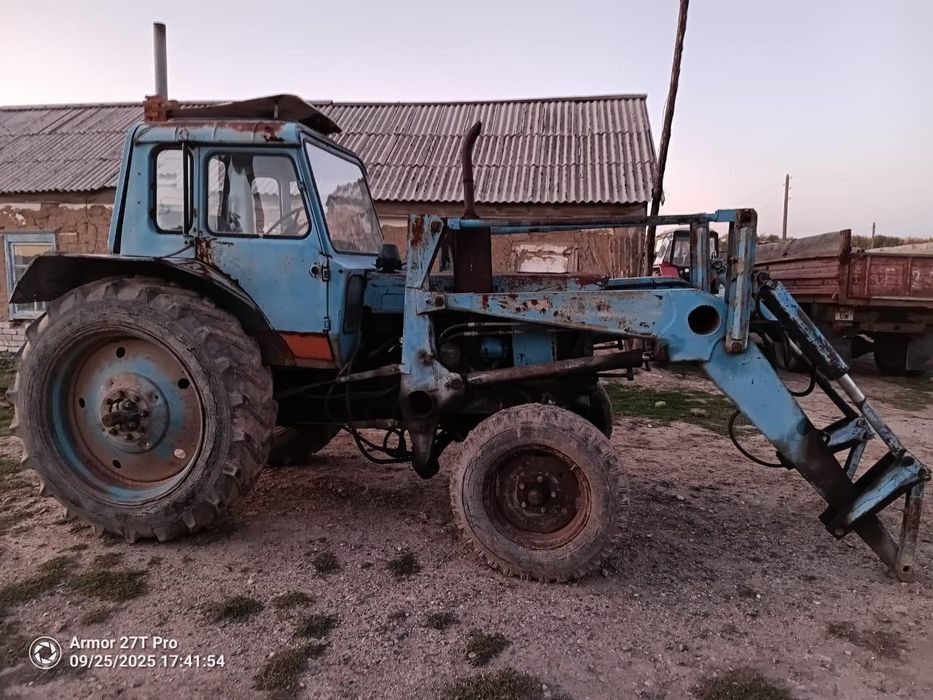 Продам трактор на ходу