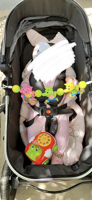 Коляска коричневая