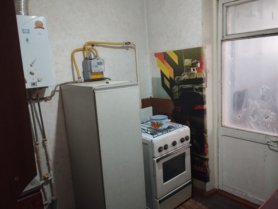 Продается 3-х комнатная квартира г.Самарканде в дальнем лагере военный