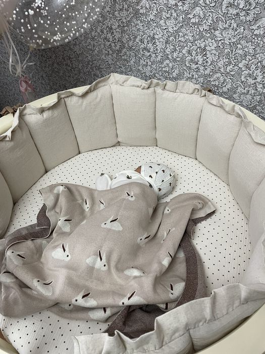 Продам бортики в кроватку