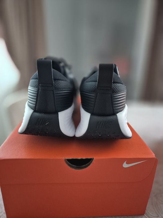 Маратонки Nike ,Nike