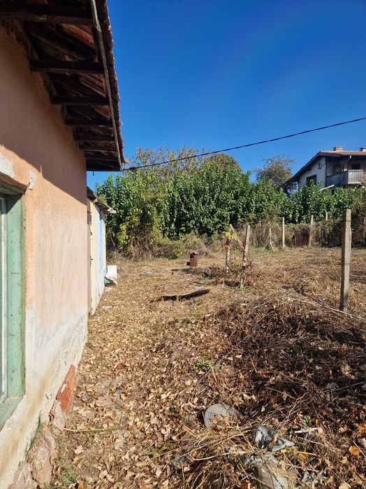 Продава се Къща в Лом - 40 кв.м за 637 €/кв.м - Снимка #1