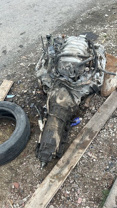 Продам мотор коробку 3 UZ