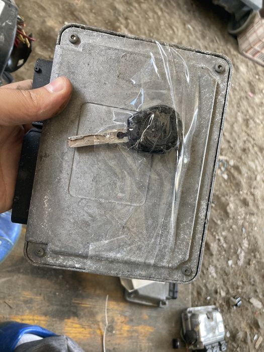 Компютри двигател Сеат Леон 1M/Толедо 1.6 99- 2005