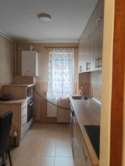 Oportunitate Apartament 3 camere  Codlea, zona Nordului – renovat, mobilat și utilat