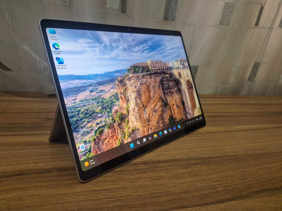 Microsoft Surface Pro 11