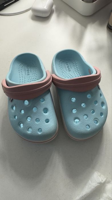 Продам Crocs детские 7 размер