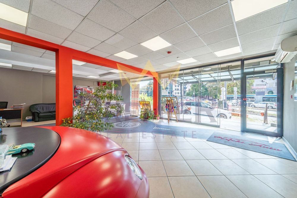 Дава се под наем Офис в Варна, Лятно кино Тракия - 200 кв.м за 2500 € - Снимка #7