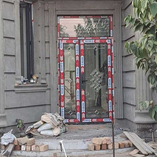 Гулли нақшли ойна витраж ясаб берамиз