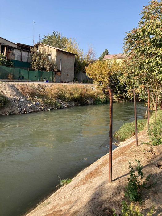 Сергили тумани Жунарик кучаси 47А уй.Ориентир: Само туйхона ва Чоштепа