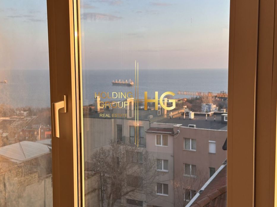 Продава се Двустаен апартамент в Варна, Бриз - 68 кв.м за 1765 €/кв.м - Снимка #1