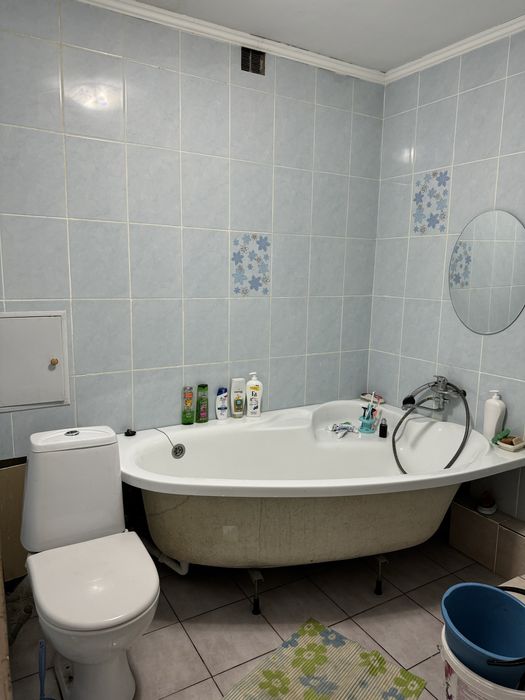 Продам трехкомнатную