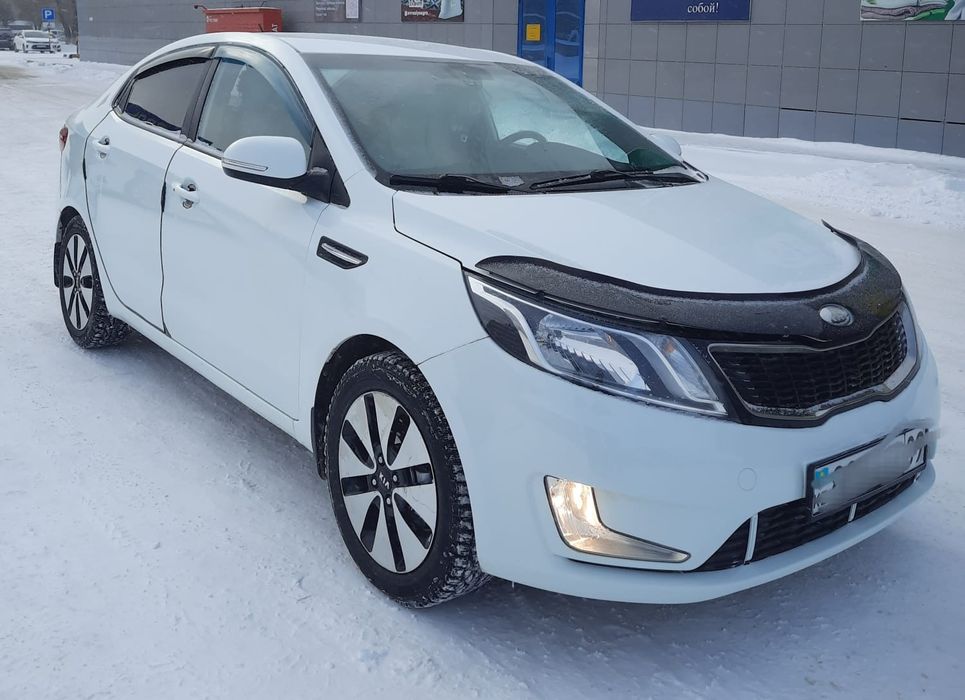 Продам машину  Kia Rio