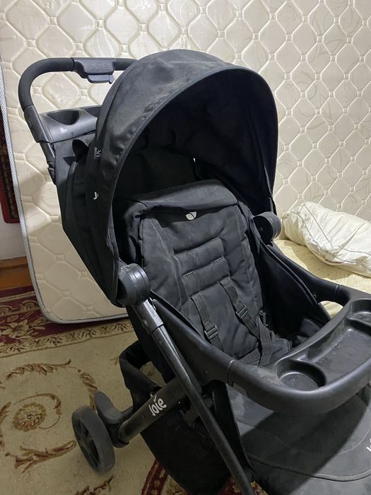 Коляска детскаяя