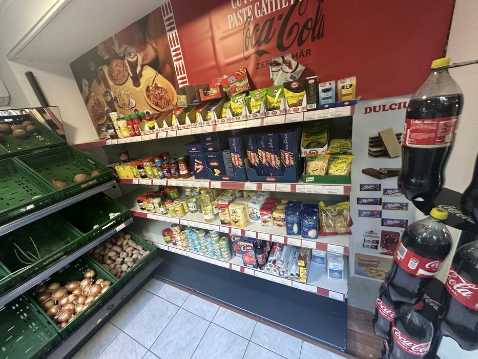 Lichidare de stoc marfa magazin ieftina .