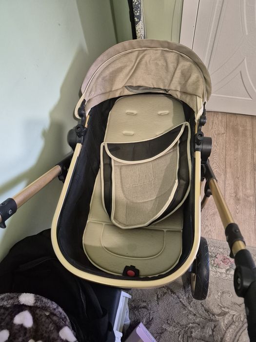 Коляска новая детская