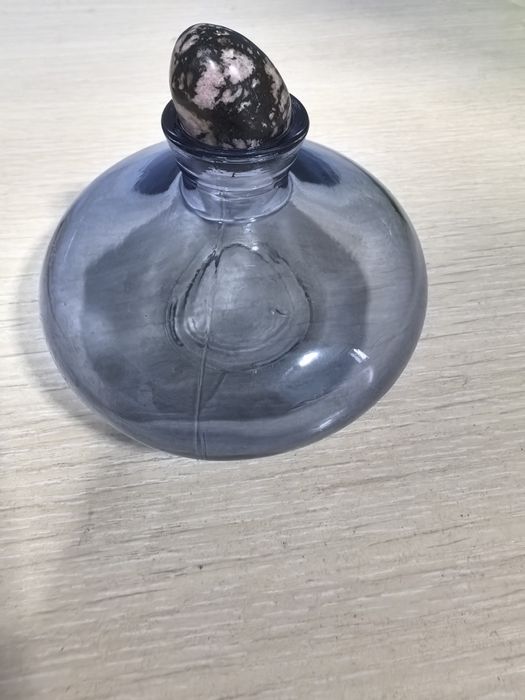 Вазы продам срочно