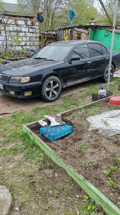 Nissan Cefiro 1995 год