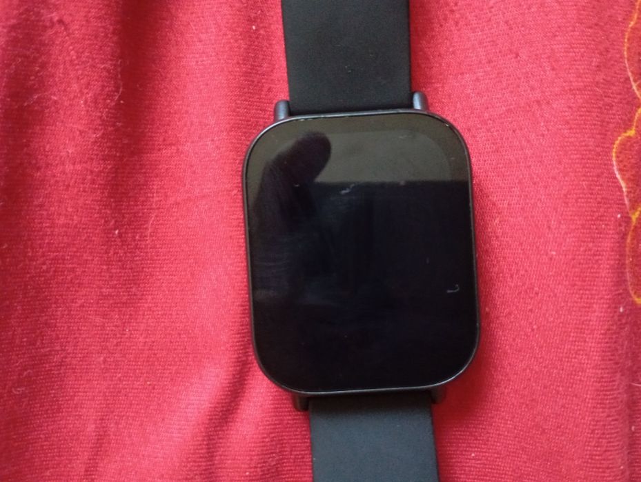 Продам часы с гарантией