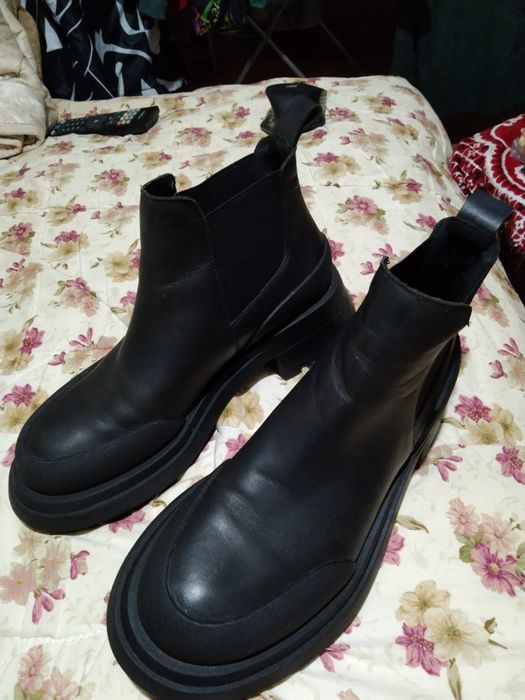 Продам Ботиночки