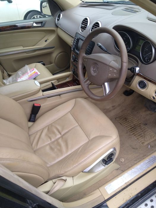 На части! GL X164 420 CDI