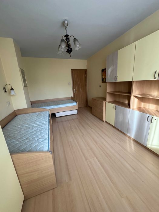 Дава се под наем Тристаен апартамент в София, Лозенец - 110 кв.м за 990 € - Снимка #7