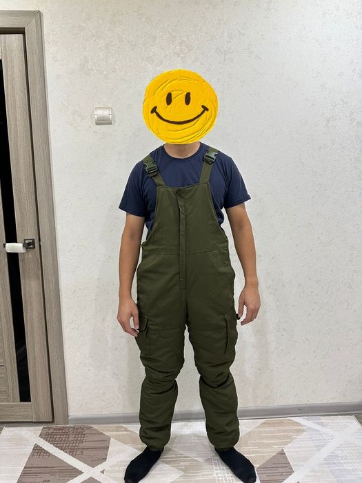 Продам утепленную куртку со штанами