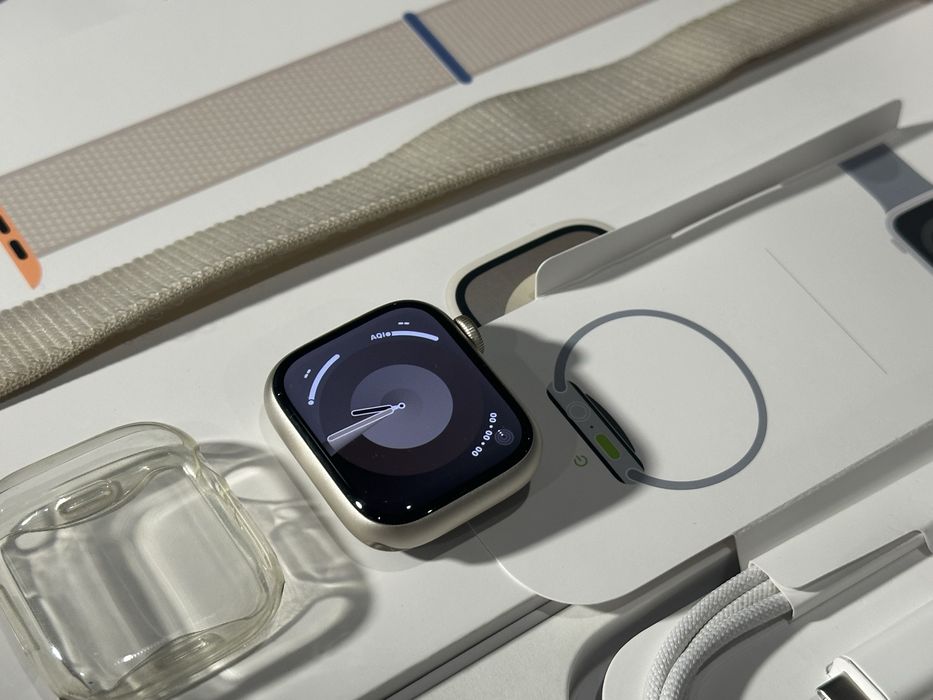 Apple Watch 9, 41mm, Starlight Loop