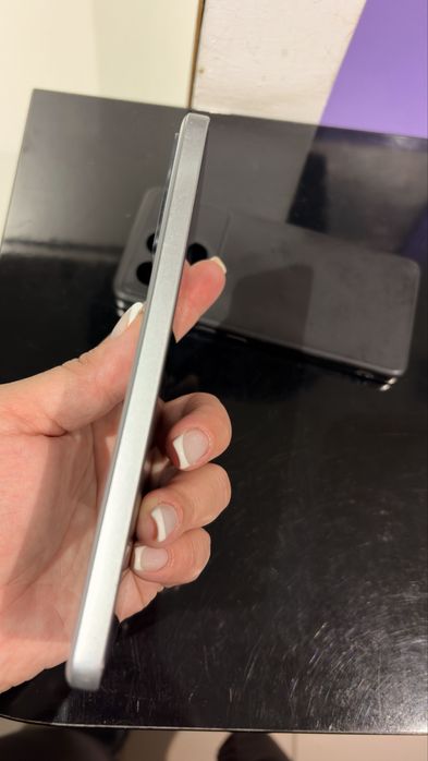 Продам сотовый телефон POCO x6 PRO 5G
