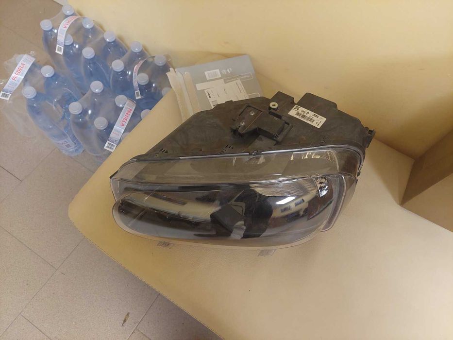 Фар Ляв за Ситроен Берлинго 2018
CITROEN BERLINGO III