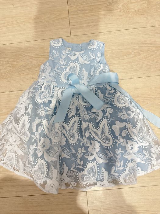 Продам нежное голубое платье в отл. Состоянии