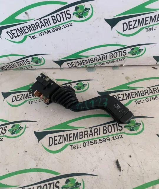 Maneta semnalizare 90 221 174 122 399 03 Opel Vectra 2000