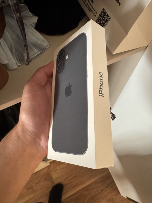 Iphone 17 256gb черный, новый