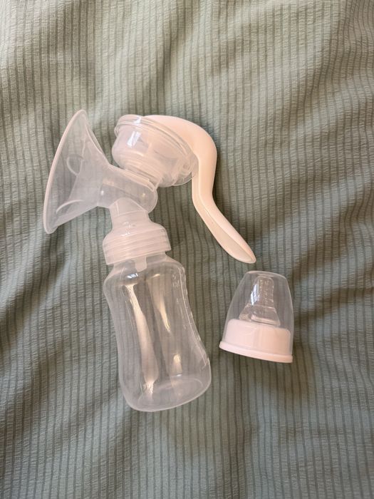 Молокоотсос ручной с соской