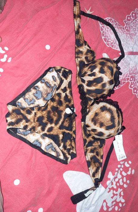 Ayollar ichki kiyimmi aksiyada