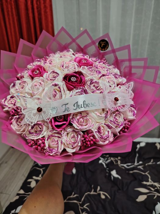 Buchet 37 trandafiri săpun